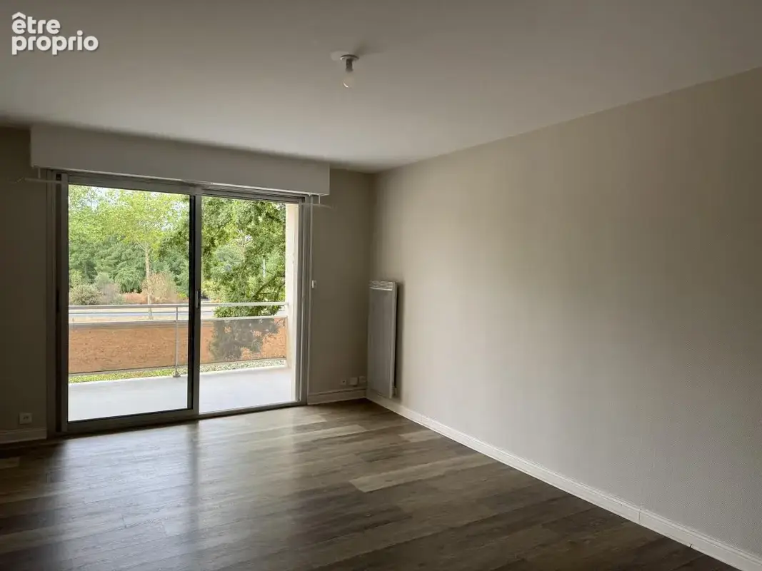 Appartement 2 pièces 48 m² à vendre à Cholet (49300) - photo 2