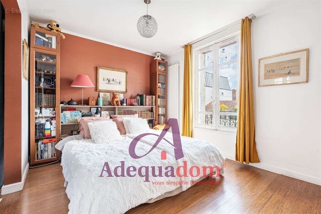 Maison à ASNIERES-SUR-SEINE