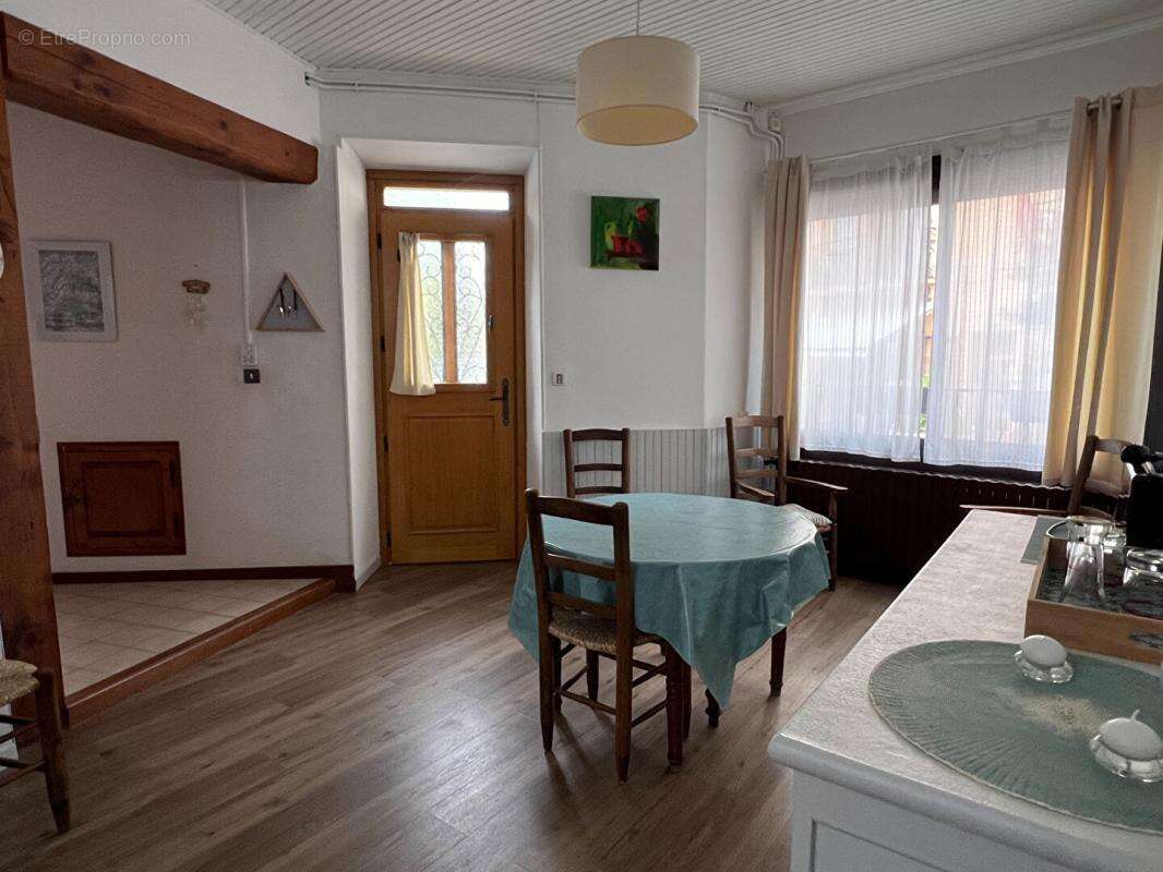 Maison à BARJAC