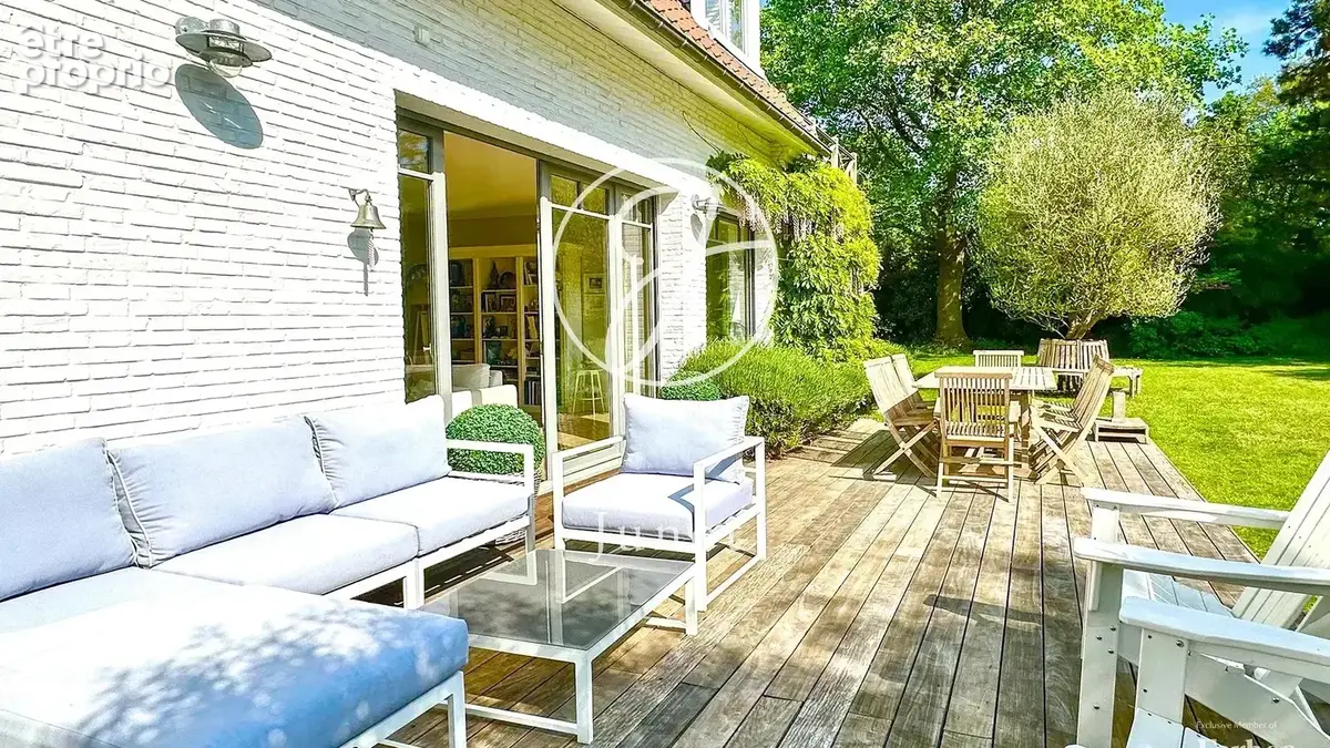 Croix - BARBIEUX - Maison à vendre - 8 pièces - 221.38 m² - jardin - garage - photo 5
