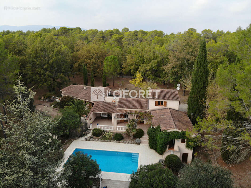Maison à SAINT-PAUL-EN-FORET