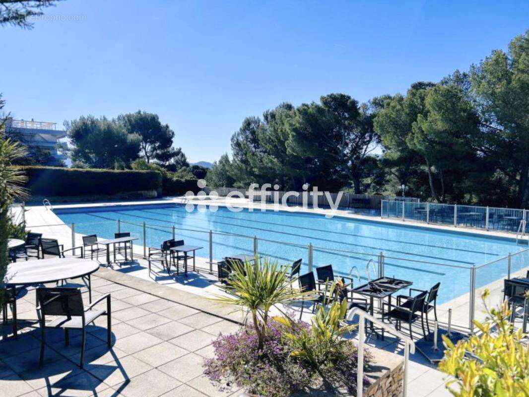 Appartement à MARSEILLE-8E