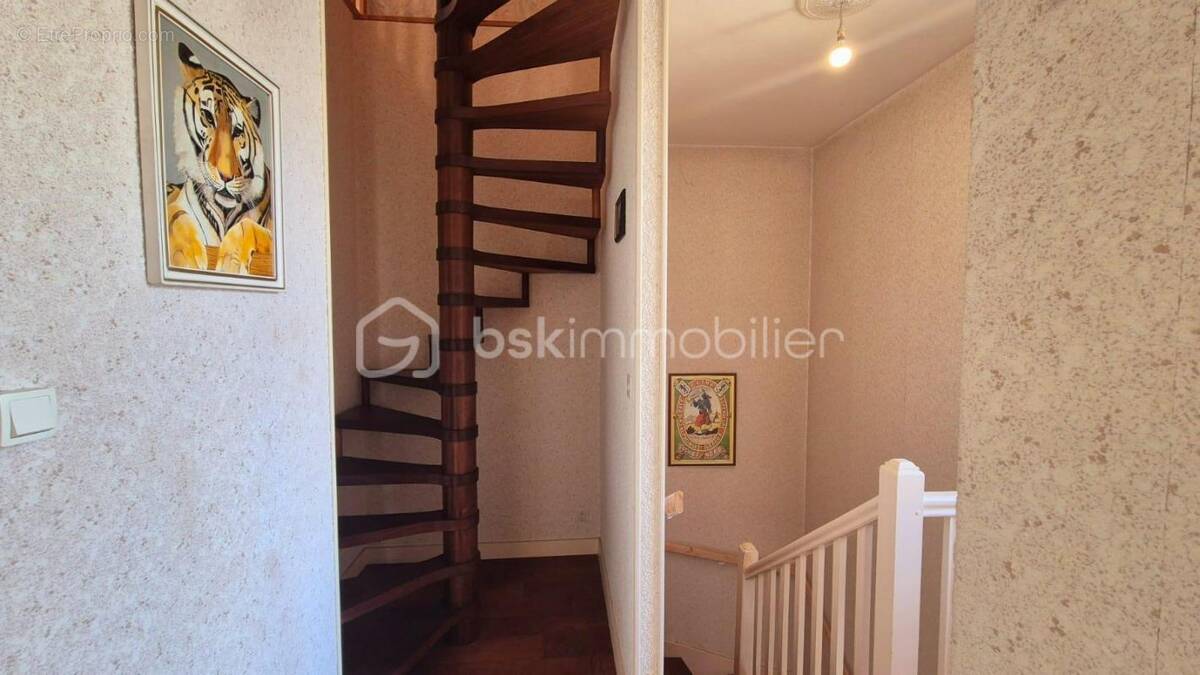 À deux pas de la mer et des commodités – Maison de ville pleine de charme ! - photo 7