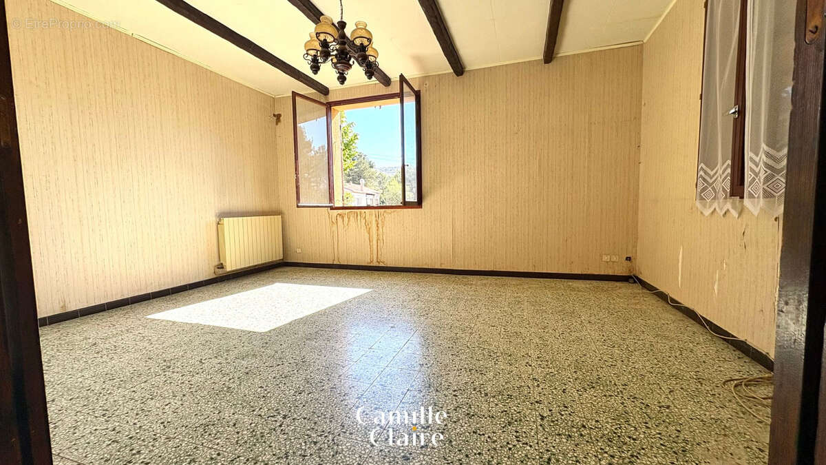 Maison à LA BOUILLADISSE