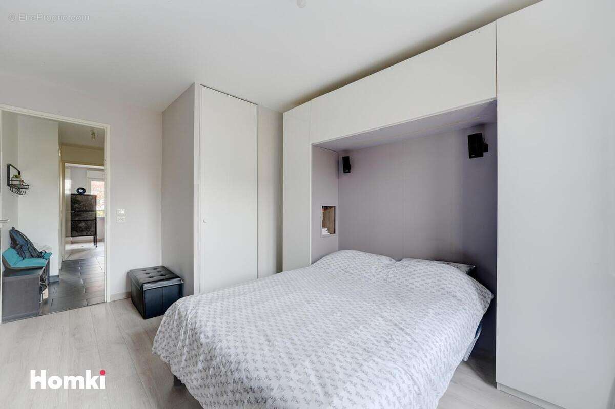 Appartement à HOUILLES