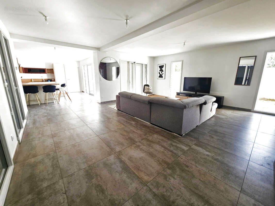 Maison à SAINT-MEDARD-D&#039;AUNIS