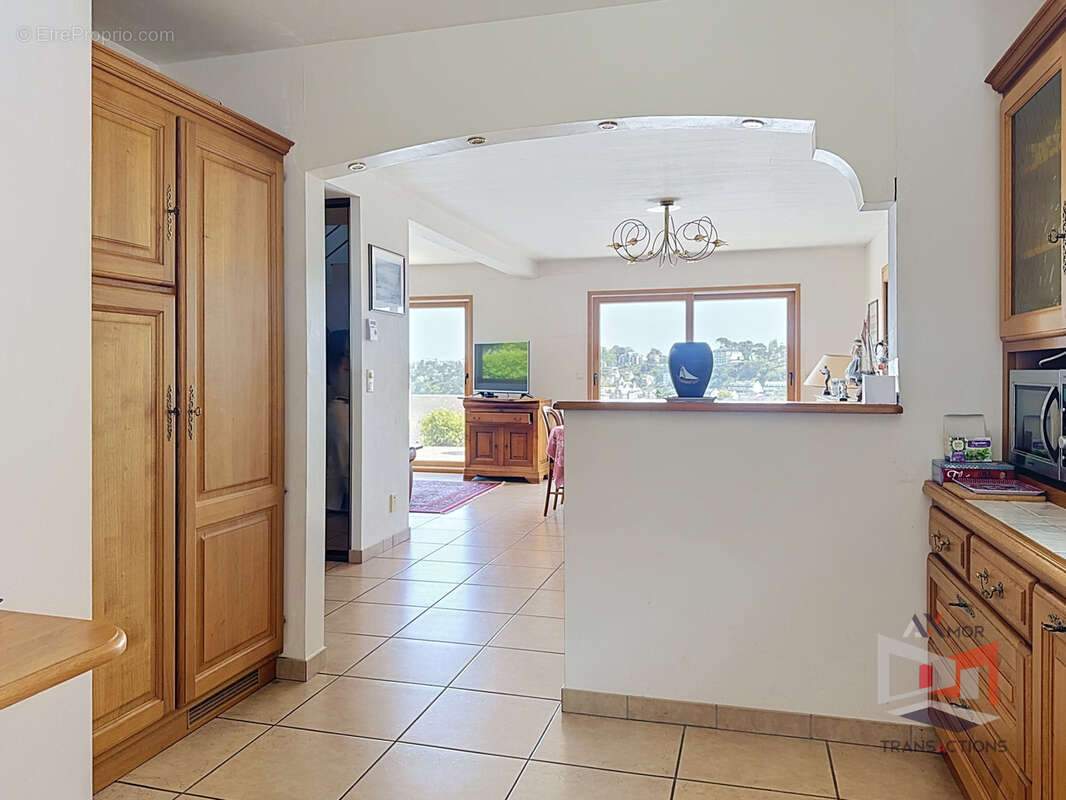 Maison 134 m² à Perros-Guirec  - photo 10