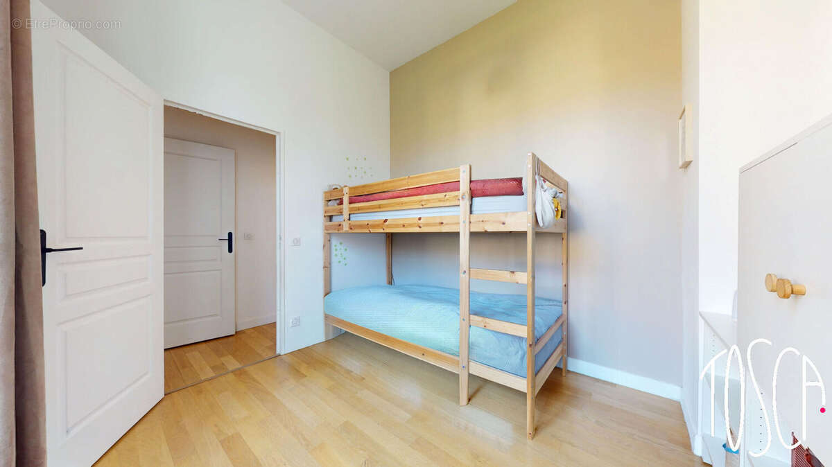 Appartement à THIAIS