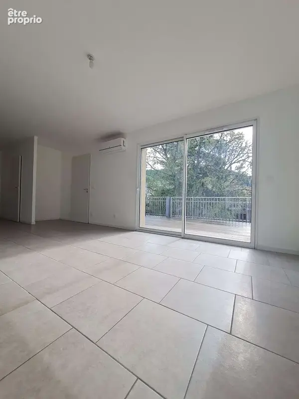Appartement t4 + terrasse + parking + cave a tain l'hermitage - photo 9