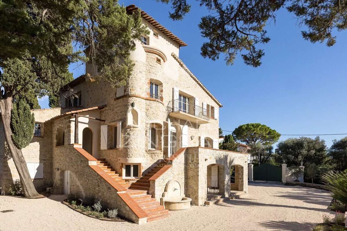 Maison à ANTIBES