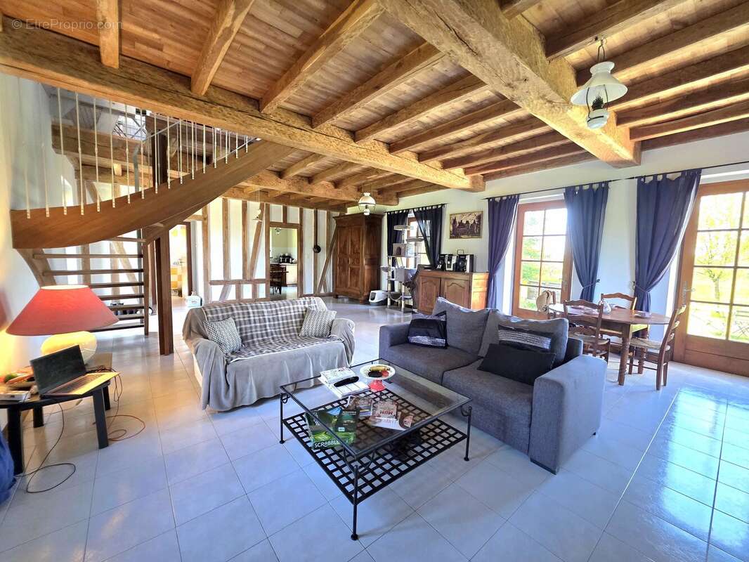 Maison à BEAUMONT-DU-PERIGORD