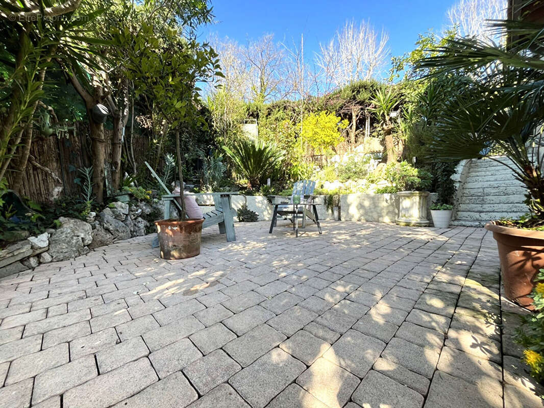 Maison à LA COLLE-SUR-LOUP