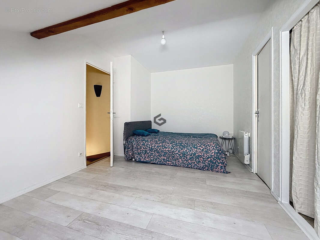 Appartement 45 m² à Reims  - photo 3