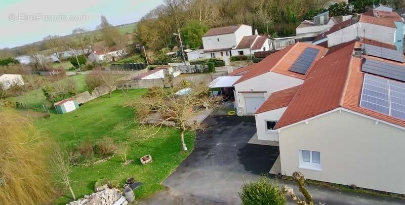 Maison à AIGREFEUILLE-D'AUNIS