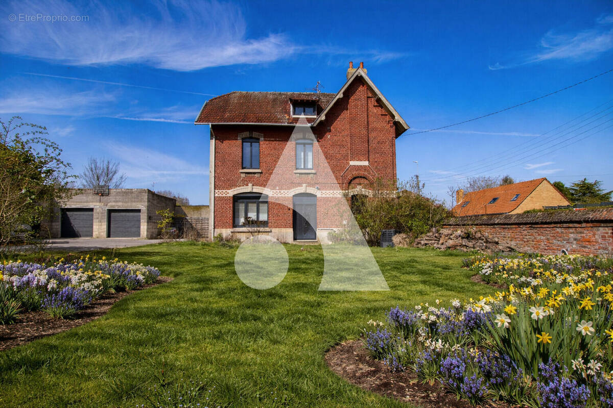 Maison à SAINT-SAULVE