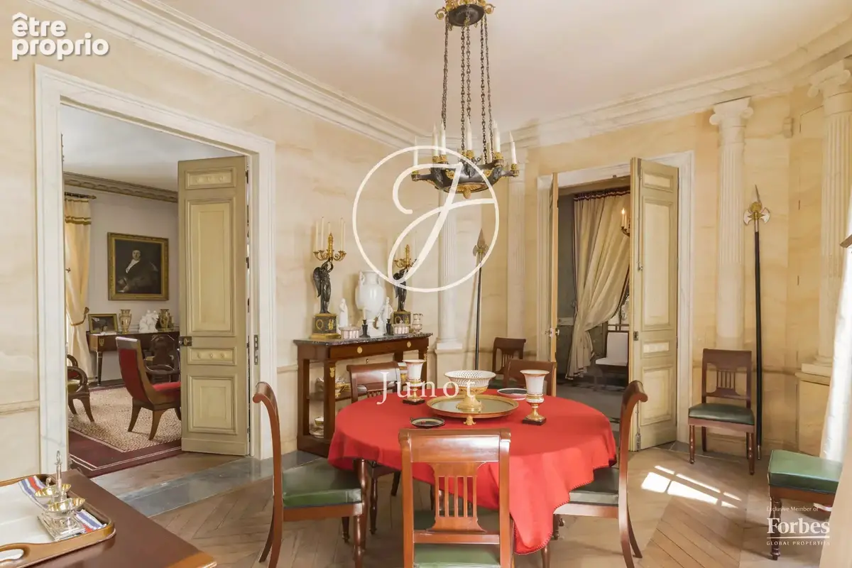 Paris 1er - SAINT-HONORÉ / PLACE VENDÔME - Appartement de prestige - 6 pièces - 173,55m² Carrez - 3/4 chambres - Balcon - photo 2