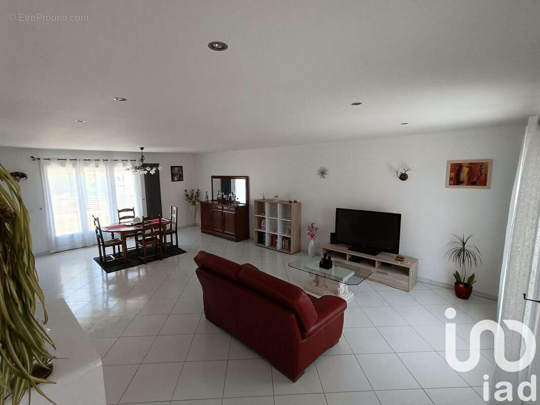 Photo 5 - Maison à VIRY-CHATILLON