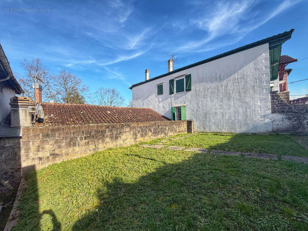 Maison à SAINT-JEAN-PIED-DE-PORT