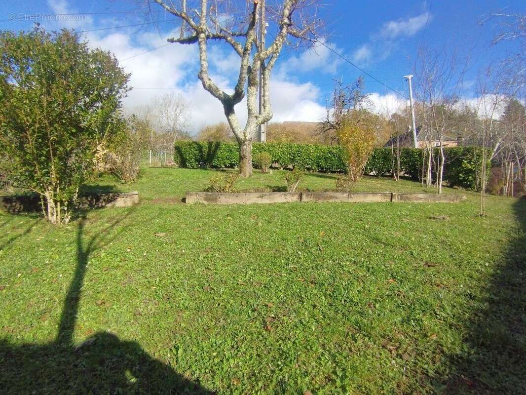 Maison T3 Villecomtal + terrain plat de 410 m² - photo 4