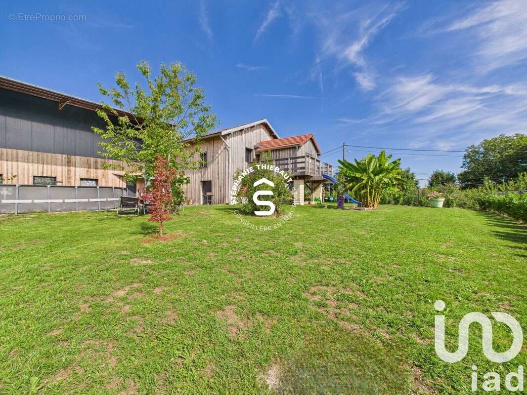 Photo 2 - Maison à DOMMARTIN-AUX-BOIS