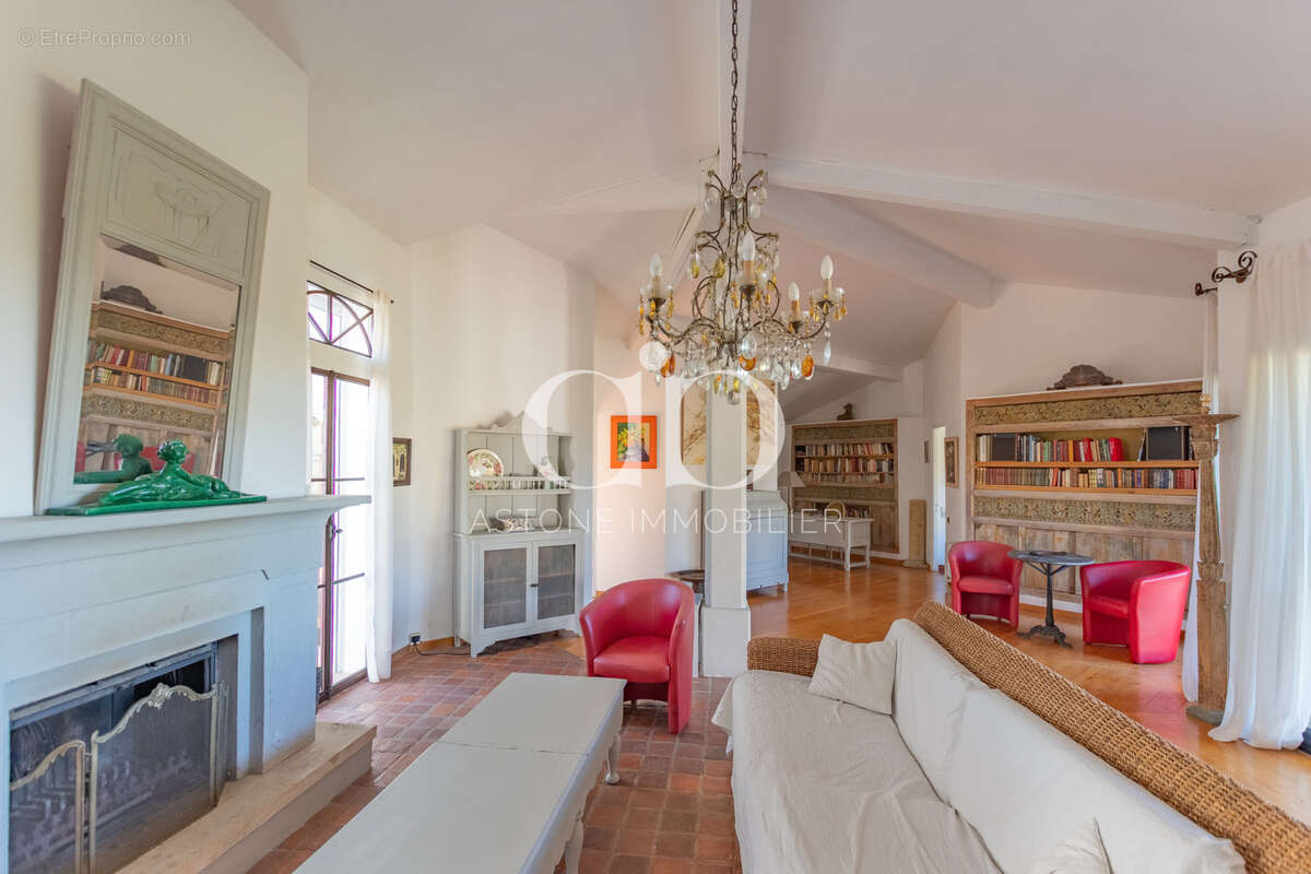 Maison à CASSIS