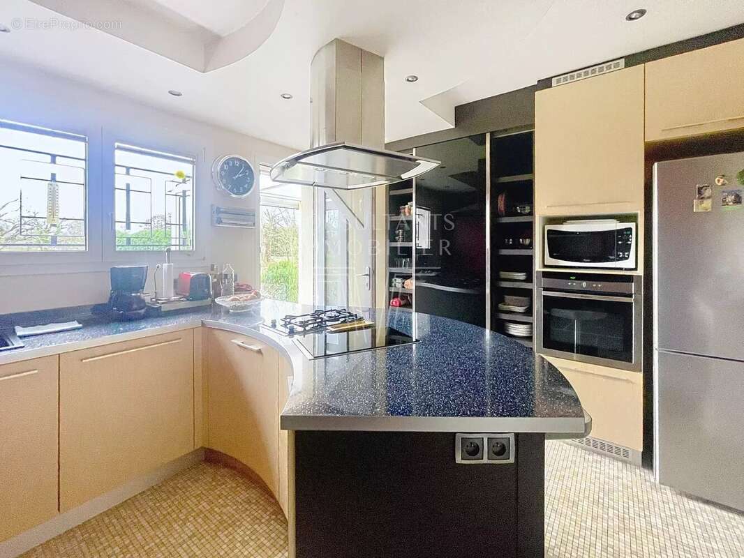 Maison à SAINT-MARTIN-AUX-CHARTRAINS