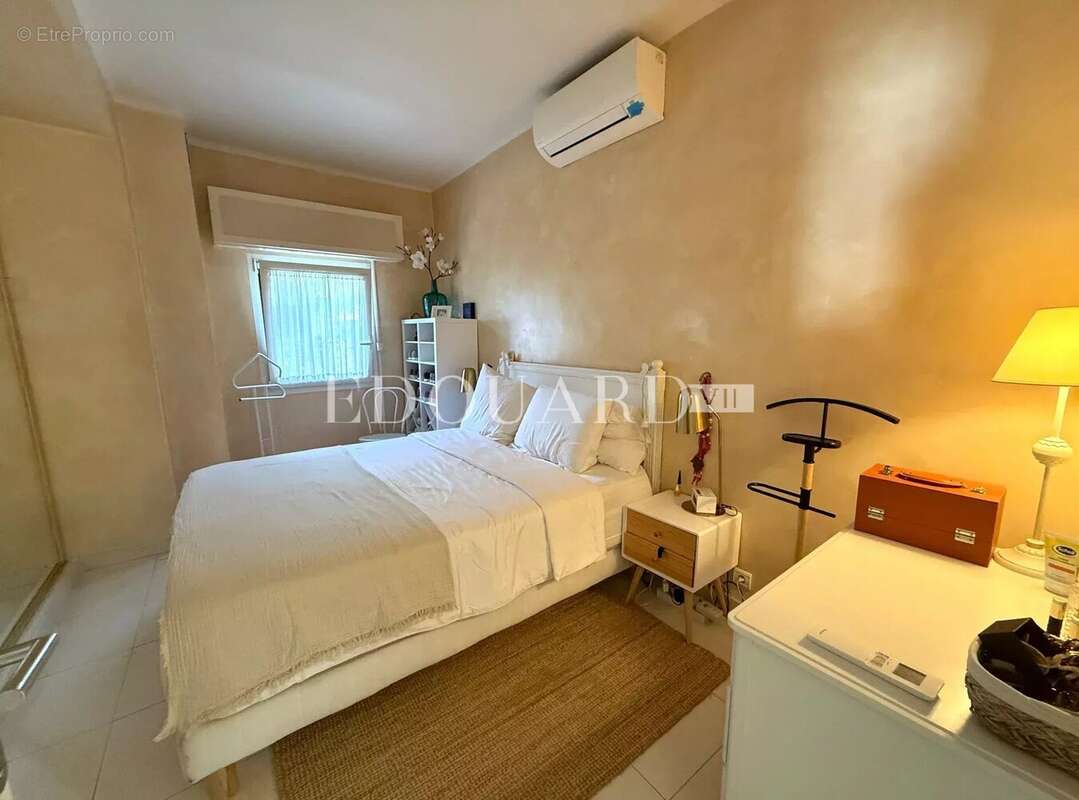 Appartement à EZE