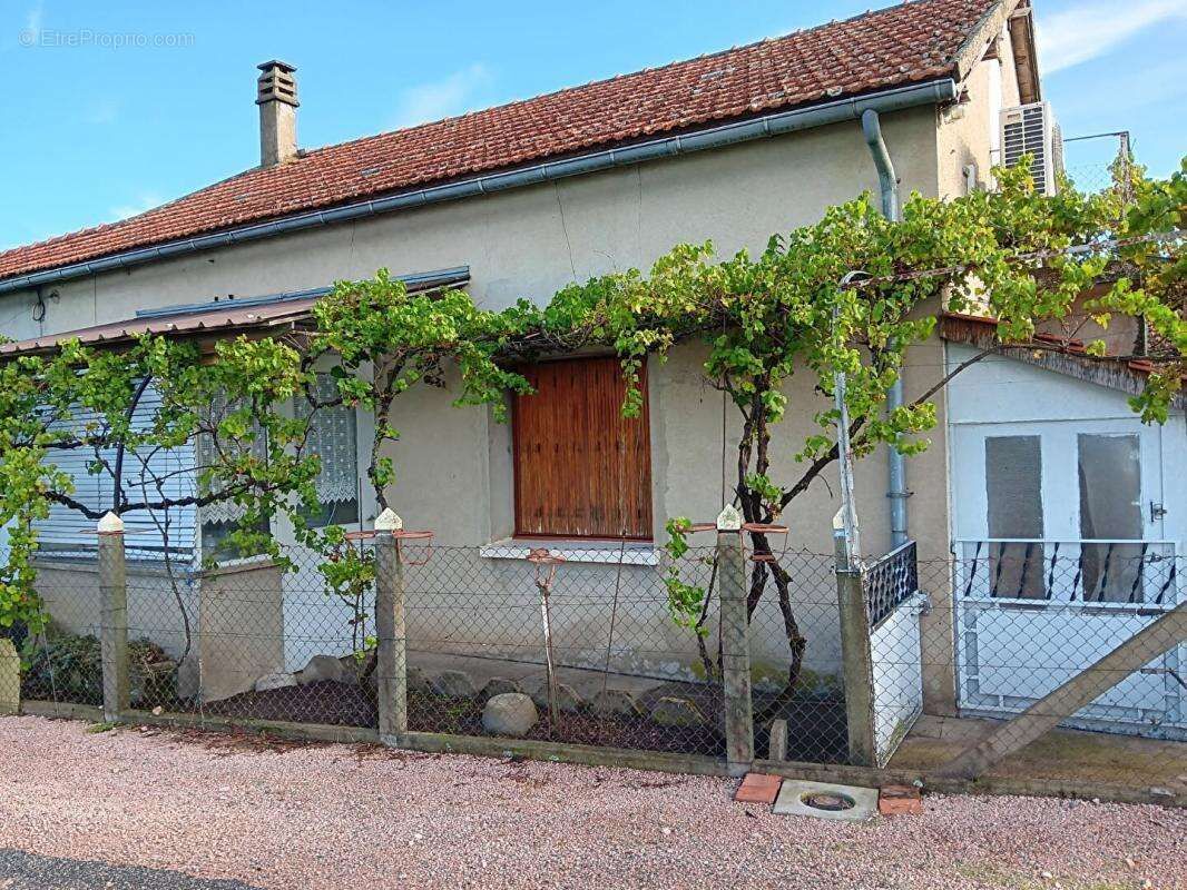 Maison à VARENNES-SUR-ALLIER
