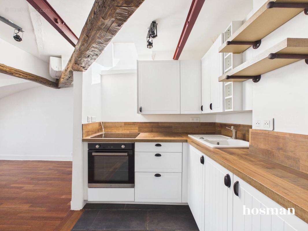Appartement à PARIS-2E