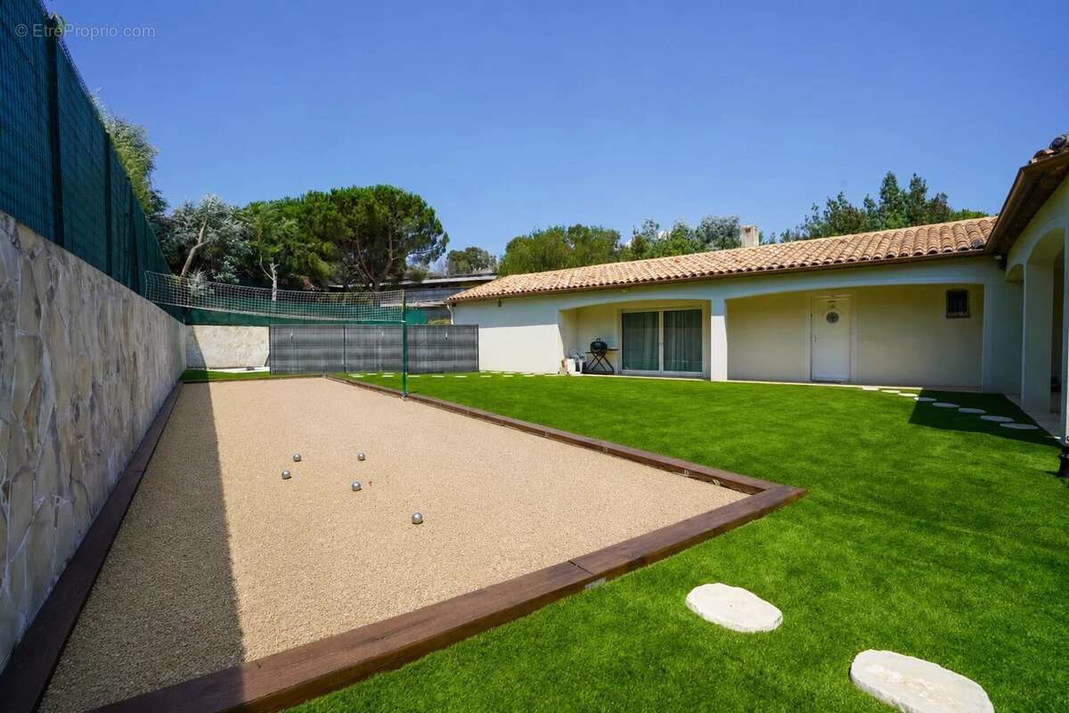 Cannes vente villa 6 pièces avec piscine - photo 2