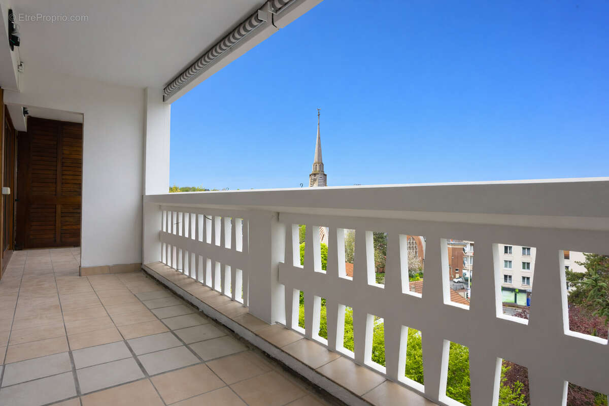 Appartement à BAGNEUX