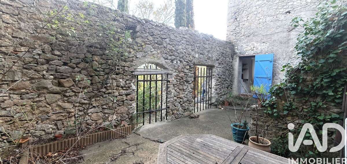 Maison 145 m² à Fontjoncouse  - photo 5