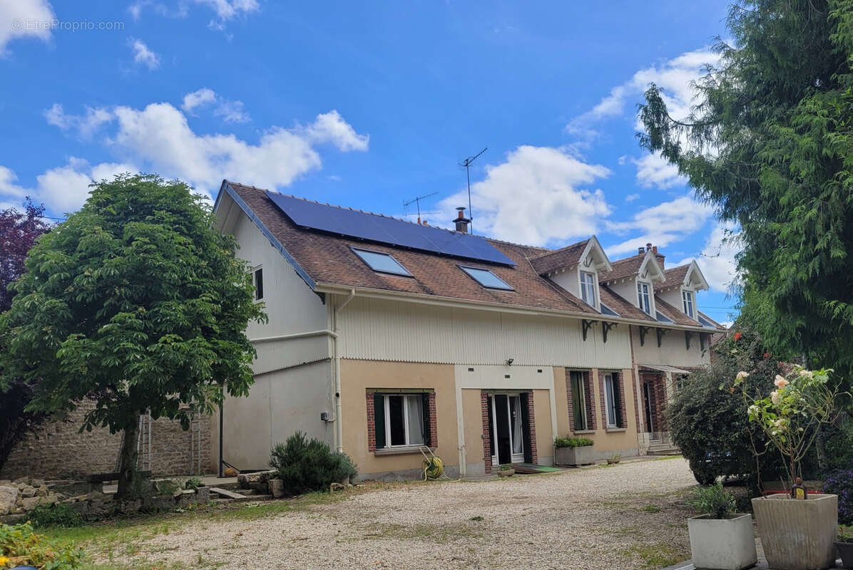 Maison à SOUPPES-SUR-LOING