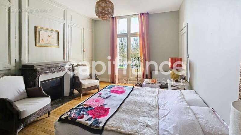 Appartement à SAINT-CYR-SUR-LOIRE