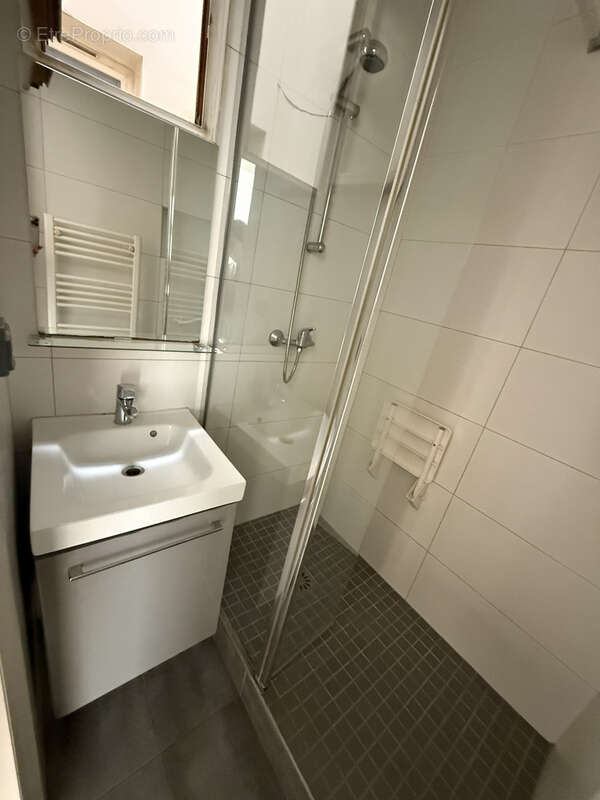 Appartement à PARIS-11E