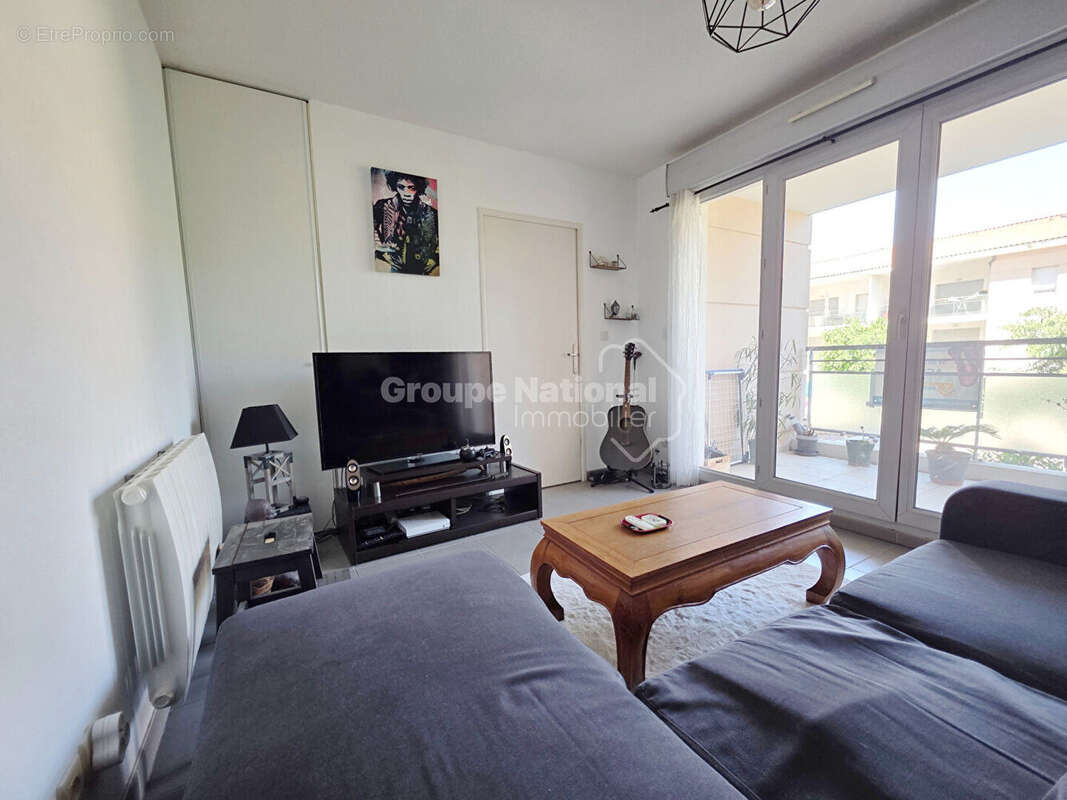 Appartement à SAINT-CHAMAS