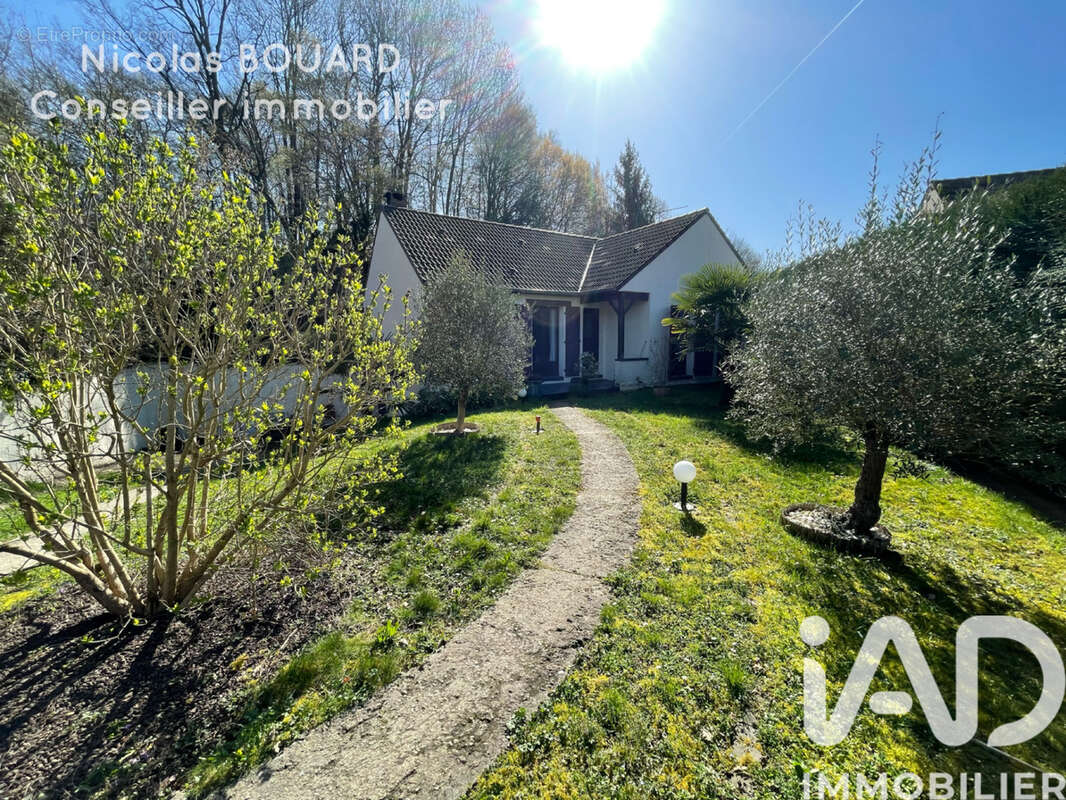 Photo 8 - Maison à BOISSY-LE-CHATEL