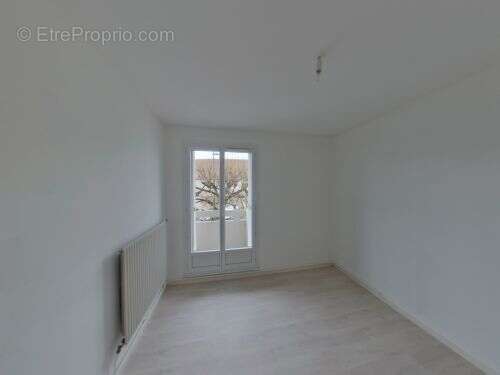 Appartement à SAINT-AMAND-MONTROND