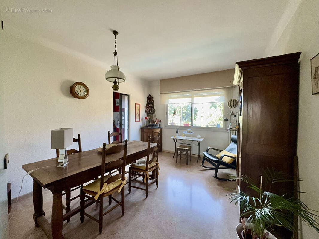 Maison à VILLENEUVE-LES-AVIGNON