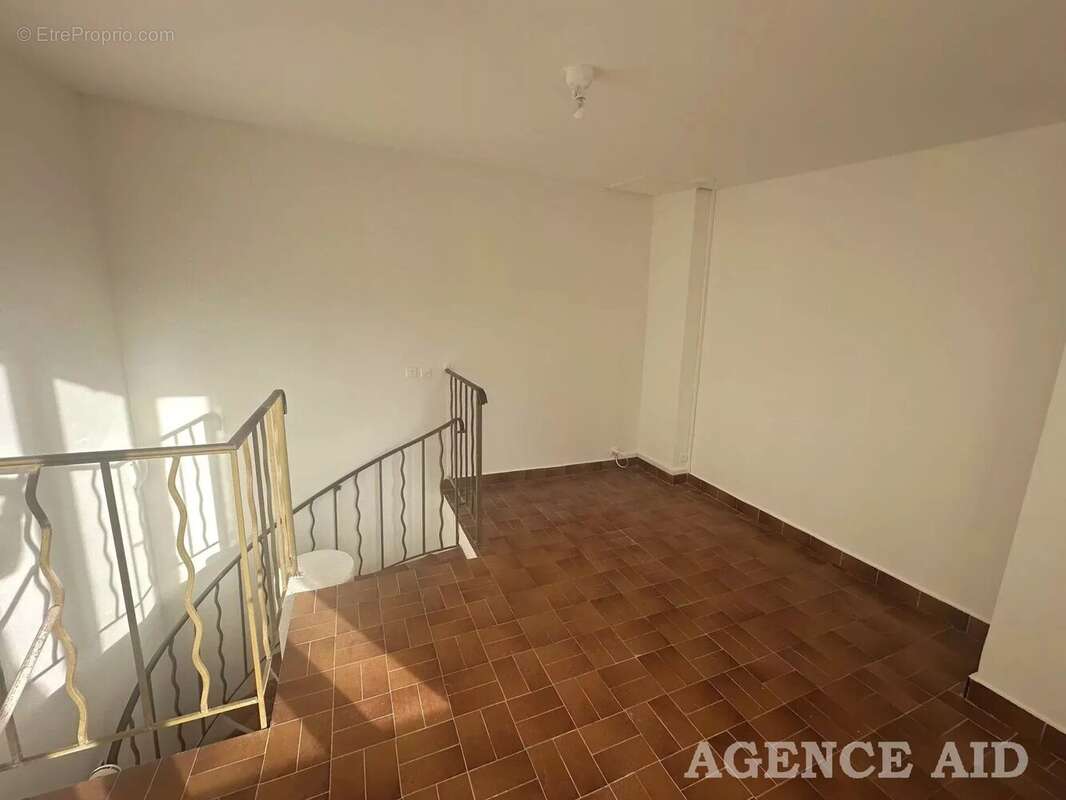 Appartement à CUGES-LES-PINS