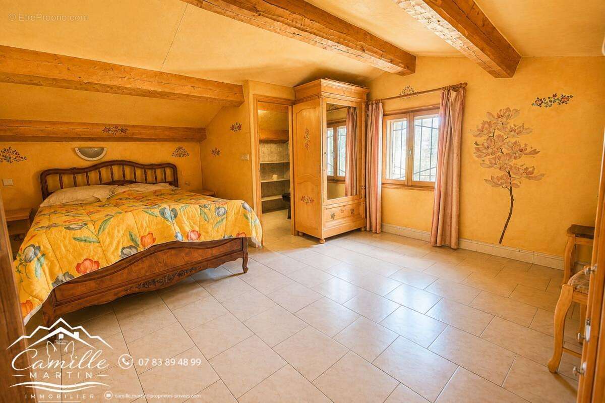 Appartement Saint Raphael 4 pièce(s) 108.16 m2 - photo 10
