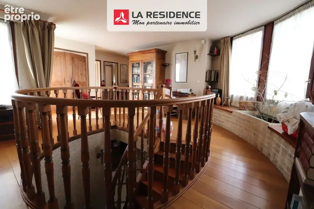Maison 8 pièces 248 m² à vendre à Argenteuil (95100) - photo 5