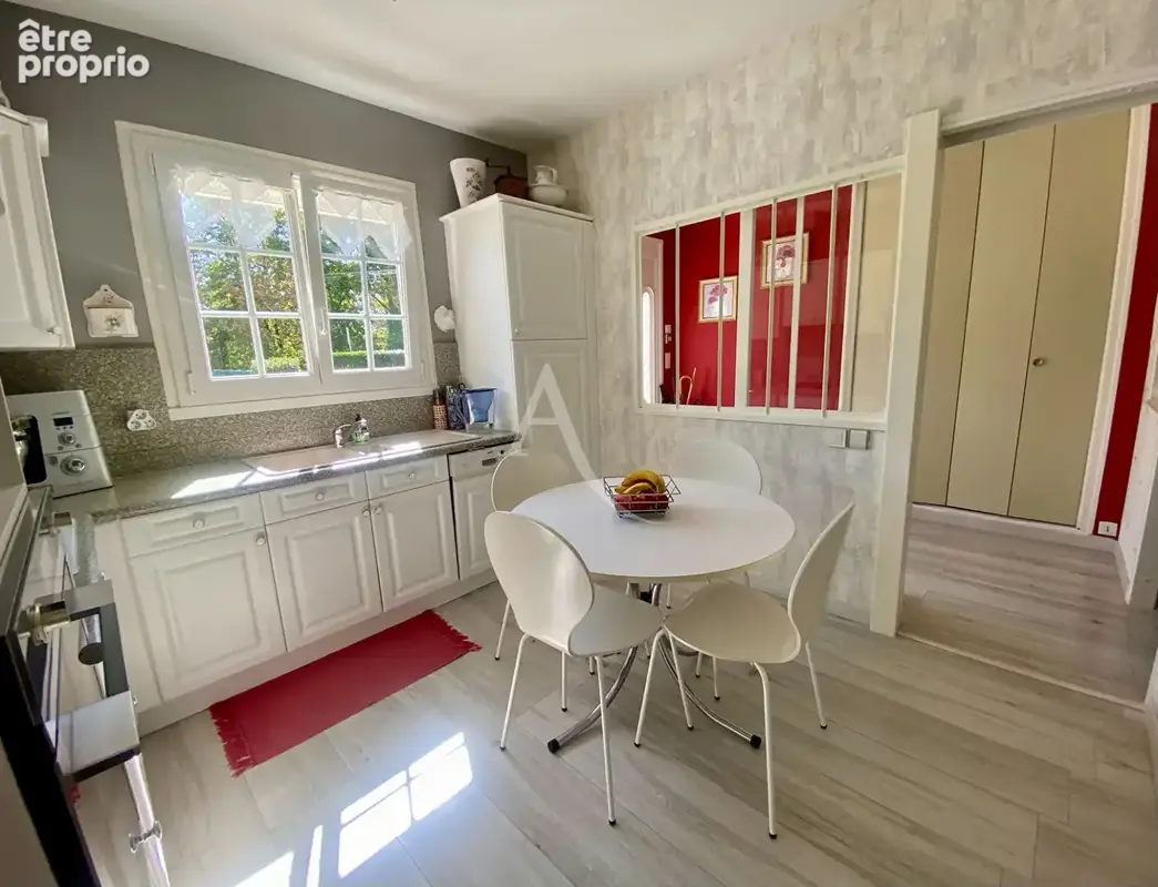 Maison de plain-pied Sandillon 7 pièce(s) 155 m2 - photo 4