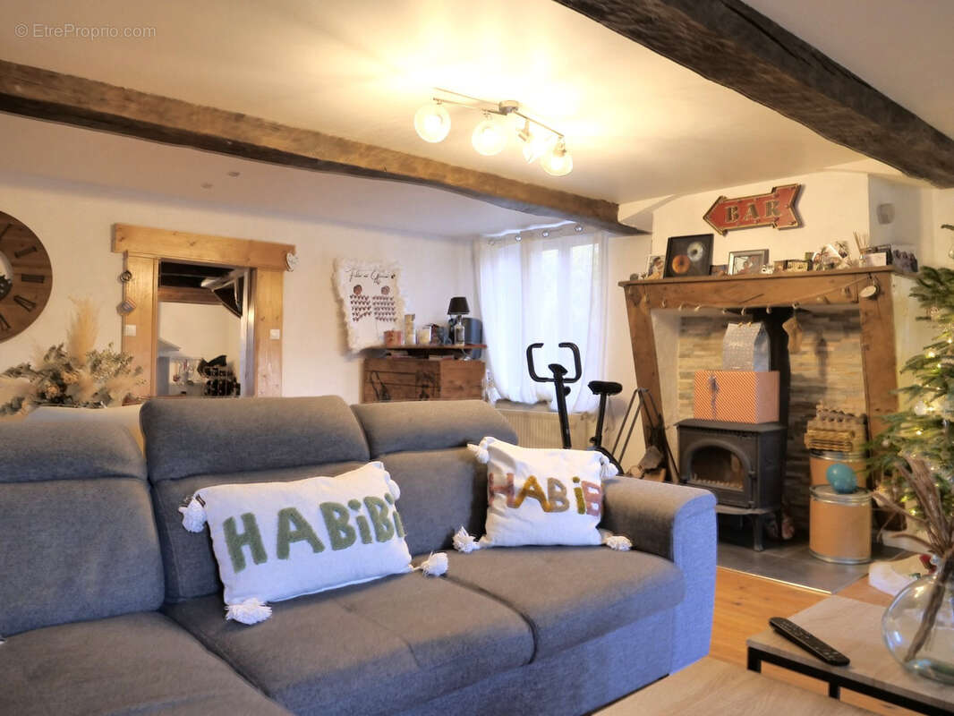 Maison à PRIAY