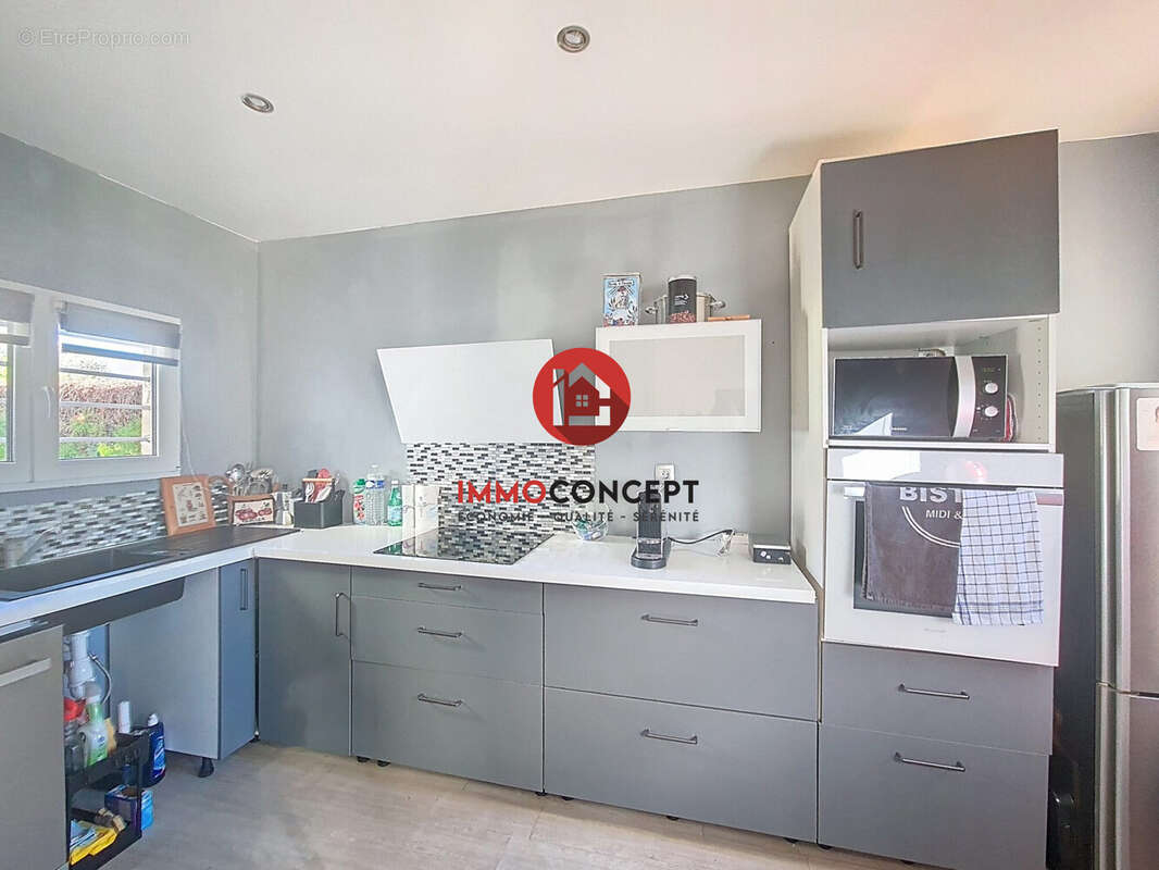 Maison à ROQUEMAURE