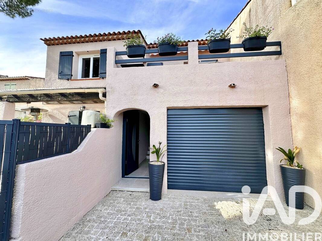 Photo 1 - Maison à FREJUS