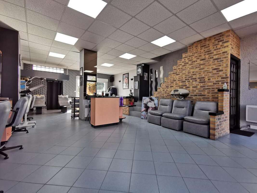 Appartement à RAILLENCOURT-SAINTE-OLLE