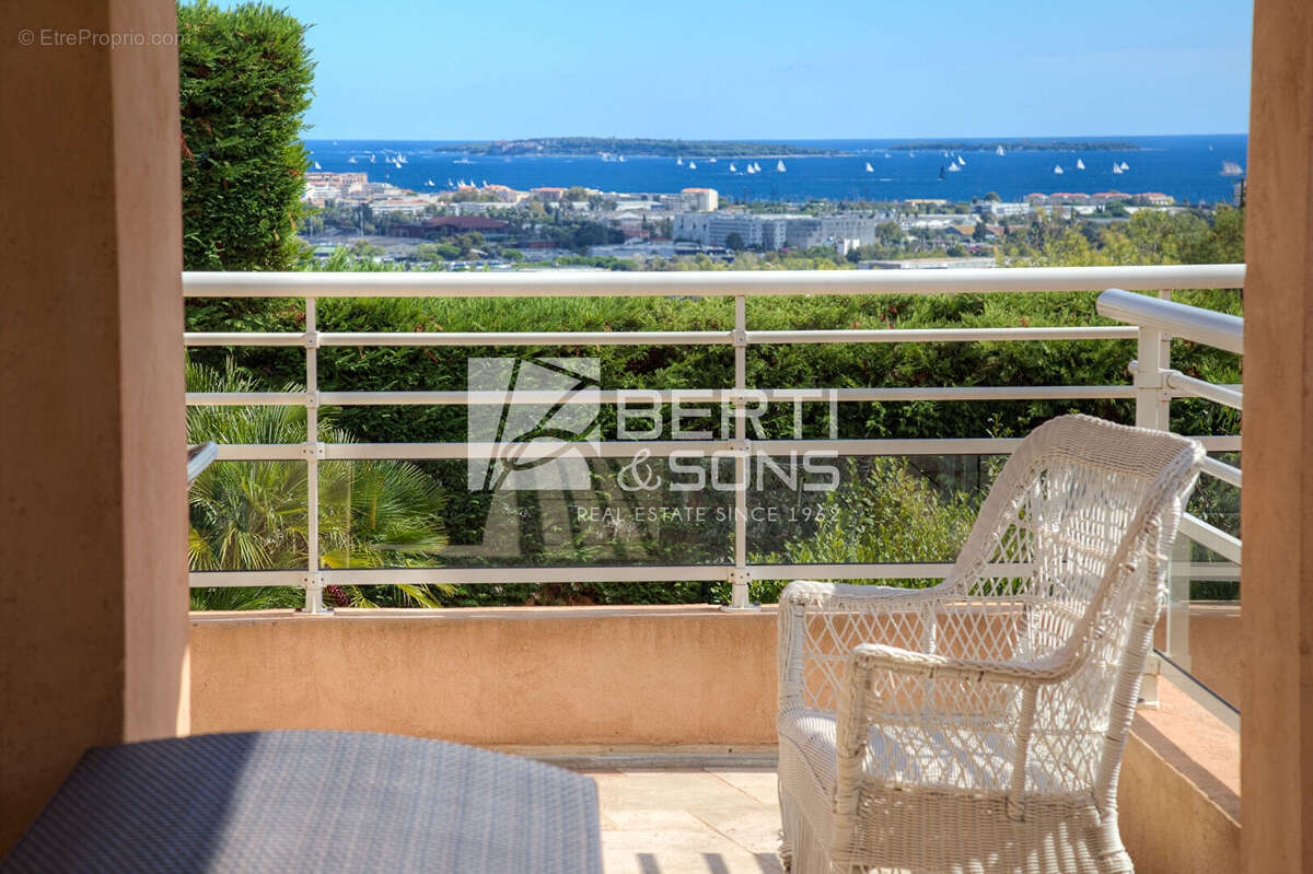 Maison à MANDELIEU-LA-NAPOULE