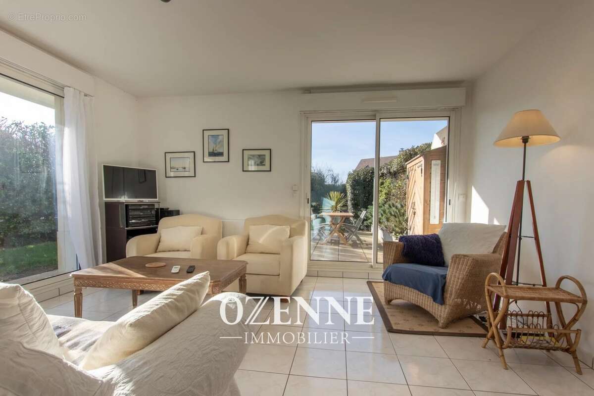 Appartement à BENERVILLE-SUR-MER