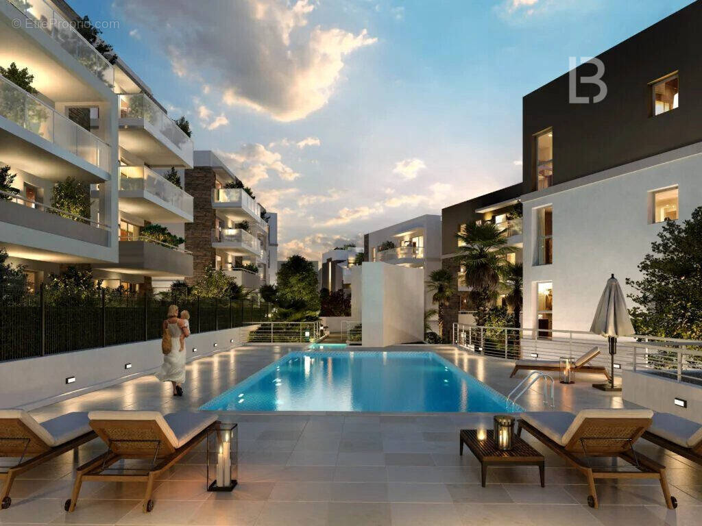 Appartement à SAINT-LAURENT-DU-VAR
